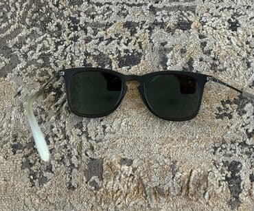 Women's Clothing: Original žense naočare (Guess, Ray Ban) U dobrom stanju, cena po — 16