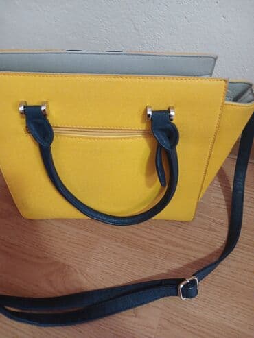 fendi naocare cena: Elegantna torbica, Materijal: Koža — 3