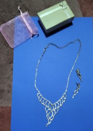 nike tech komplet: Set: Minđuše, Ogrlica — 1