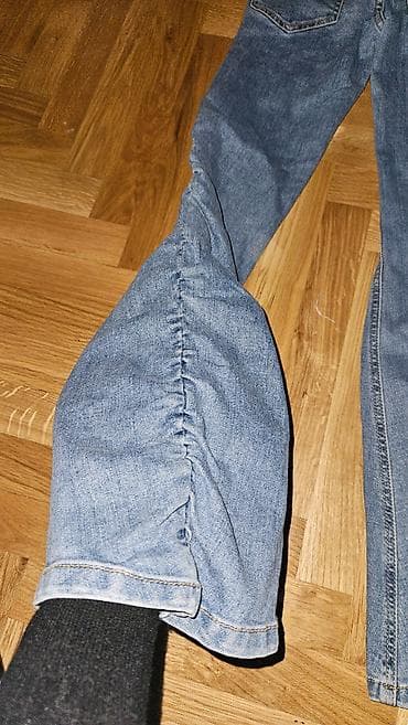 trenerke za devojcice waikiki: Zvoncare farmerke sa elastinom za devojčice uzrast 158. Imaju — 4