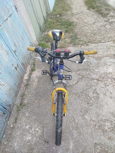 sanke za decu aksa: Decija bicikla za decu deciji bicikl bajs. Okrece pedale,kocnice su ok — 10