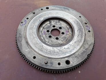 delovi auspuha: Zamajac Lada 2121,21213,21214 Niva, Lada 7 Riva broj 3. Polovno, dobro — 1
