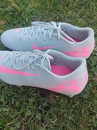 Muzički instrumenti: Kopacke NIKE MERCURIAl br 38,5 gaziste 24 cm su u odlicnom stanju sa — 7