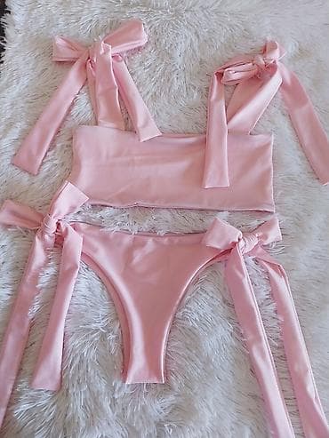 Ženska odeća: Dvodijelni ženski kupaći kostim – baby pink - Model: top bez žica sa — 1