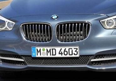 mali hladnjak golf 5: MASKA ZA BMW 530 GT OD 2009. DO 2019. GOD — 1