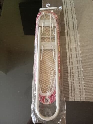 Ostali proizvodi za kuću: Mini daska za peglanje sa šarenom navlakom - Kompaktna, sklopiva — 2