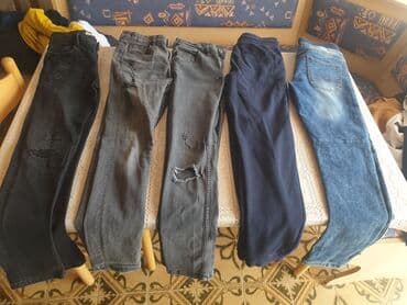 zvonaste pantalone za devojcice: Farmerice skoro nove muske — 1