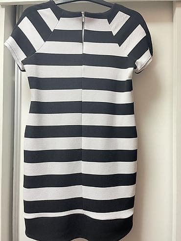 massimo duti: Haljina Cache Cache – crno-bele pruge - Brend: Cache Cache - Model — 2