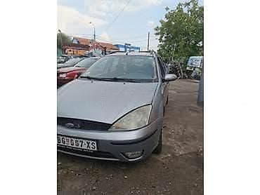 navoz za auto: FORD FOCUS TDDI 2003. GOD. - KOMPLETAN AUTO U DELOVIMA | Polovni — 3