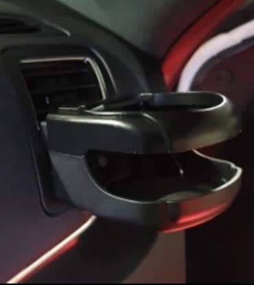 auto niš: Držači za pepeljare čaše flaše univerzalni držač za auto : piće čaše — 2