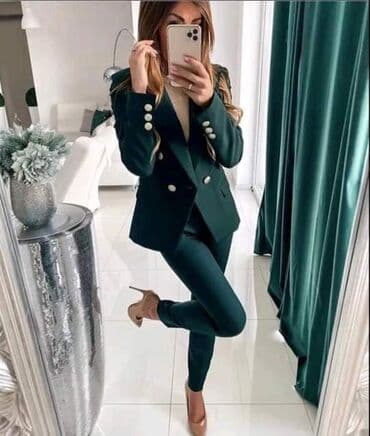 karirani kompleti zenski: Komplet 
3200 din — 1