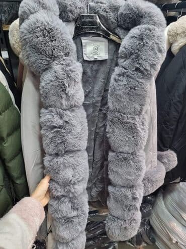 led parke: Parka
S M L XL
6.900din — 4