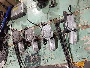 ZADNJI MOTORIC BRISACA ZA ALFA ROMEO 147