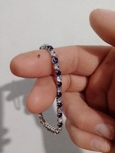 male bele torbice: Prodajem zlatno i srebrno prstenje sa draguljima, u ponudi imam razne — 2