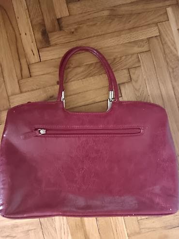 mona torbe snizenje: Elegantna tašna u bordo/cranberry boji, klasičnog, pravougaonog kroja — 2