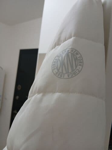 rinascimento jakne: DKNY, M, Jednobojni, Sa postavom, Perje — 4