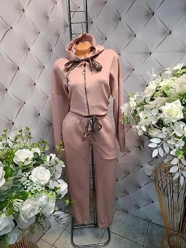 Men's Footwear: Komplet.Cena 4200 din — 2