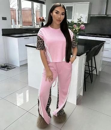 03. L. 
Komplet 3.900 dinara — 3