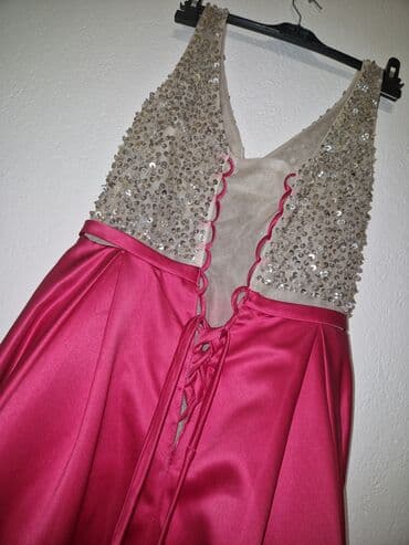 Women's Clothing: Haljina obucena samo jednom haljina je
sa modne revije — 3