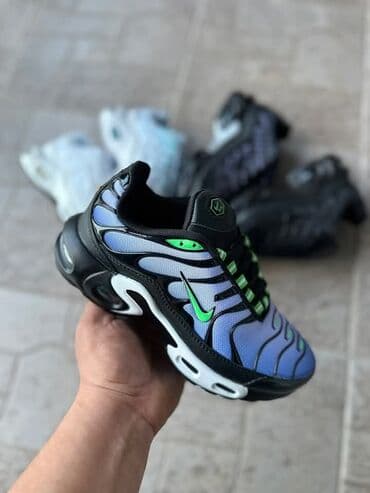 Women's Sneakers and athletic shoes: 41 — 2