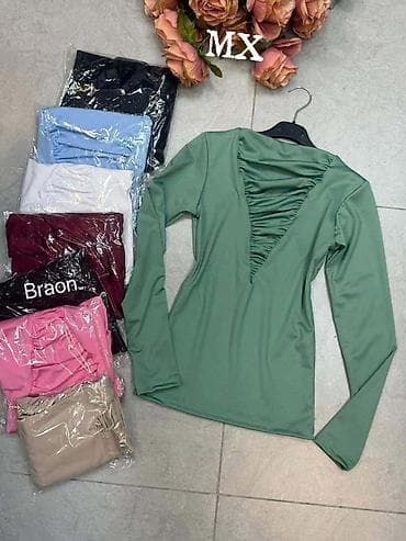 decuju: Ženska majica s dugim rukavima i efektom nabora na prednjem trokutu - — 2