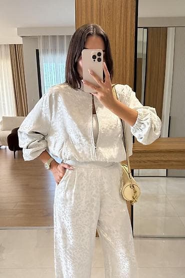 freywille nakit cene: 𝑲𝒍𝒆𝒐𝒑𝒂𝒕𝒓𝒂 𝑺𝒕𝒚𝒍𝒆 ✨

⚜️ Velicine S M L
⚜️ Cena 5200 dinara — 8