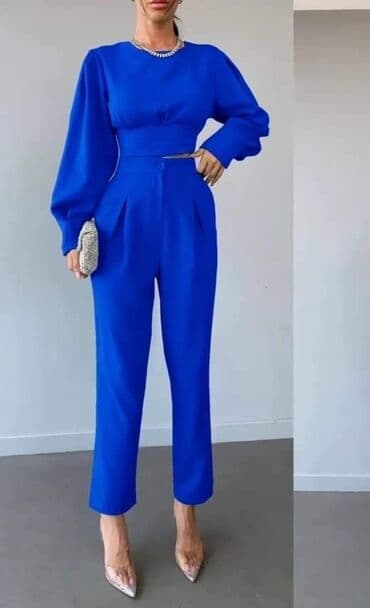 crveni komplet: Komplet: 3300 dinara — 3