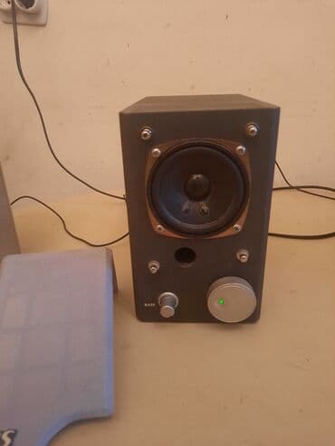auto radio sa ekranom na izvlačenje: Zvučnici,pojačalo MS Industrial ML-T208, 2.1 zvučnici, subwoofer — 1
