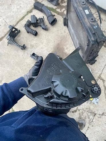 POSUDA ZA ANTIFRIZ F10/11 ZA BMW SERIJA 5 OD 2010. DO 2015. GOD. | na lalafo.rs POSUDA ZA ANTIFRIZ F10/11 ZA BMW SERIJA 5 OD 2010. DO 2015. GOD. |