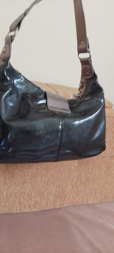 Donji delovi trenerke: Elegantna torbica — 3