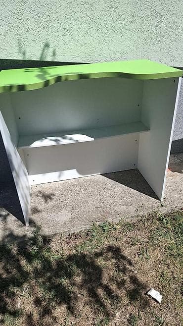 ikea kolica za odlaganje: Radni sto/šank sa talasastim izrezom – zelena — 5