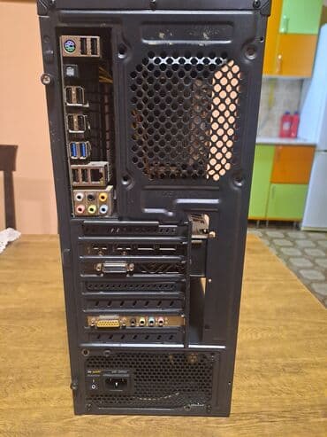 lonac za pecenje paprike: Gejming/desktop računar – detaljna konfiguracija Kućište: X5 gaming — 6