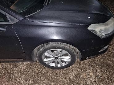 KRILO ZA CITROEN C5 OD 2008. DO 2017. GOD. | krilo levo i desno crna na lalafo.rs KRILO ZA CITROEN C5 OD 2008. DO 2017. GOD. | krilo levo i desno crna