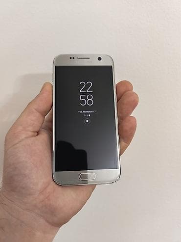 Samsung S7 sivi otključan za sve mreže. Dobro očuvan i potpuno