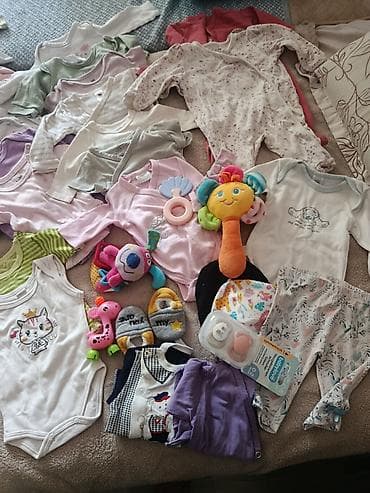 sinsay sako haljina: Paket odeće za devojčice 56, 62 
Ima svega oko 50 komada — 8