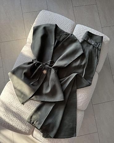 04. -Novo ☀️ • Komplet - Prsluk i pantalone • Duzina nogavica 115cm •