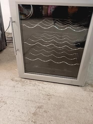 iphone 15 pro max prodaja: Vinski frižider KCC VDK12 – termoelektrični, zapremina 35 L - Model — 7