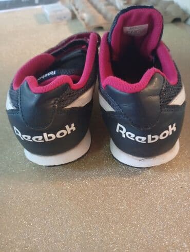 Kaputi: Ženska teksas jakna, svetloplava (wash efekat), sa ukrasima. - — 10