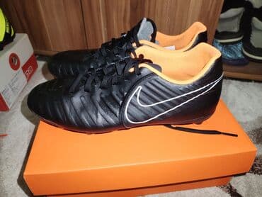 Kopačke: Nike, veličina - 41, Upotrebljenо — 2