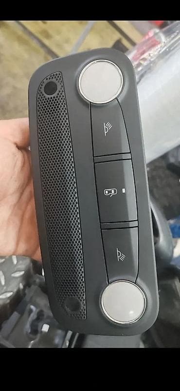lovato prekidac za plin: AUDI A3 CABRIO CUPE LAMPA SVETLO 8P7951177 | Audi vw delovi zemun — 3