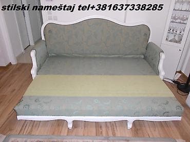 Stilski moderan trosed na rasklapanje,puno drvo.Novo na lalafo.rs Stilski moderan trosed na rasklapanje,puno drvo.Novo