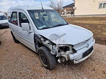 Kompletan auto u delovima: OPEL COMBO CNG 2008. GOD. - KOMPLETAN AUTO U DELOVIMA | 1.6 METAN — 2