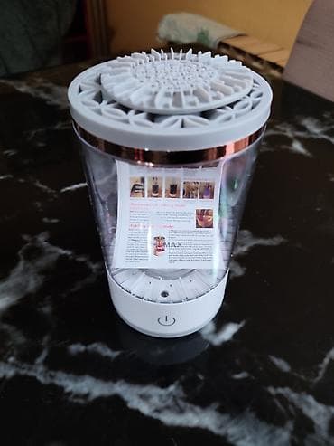 slike šminke: Električni čistač četkica za šminku. Nikad korišćen, nov — 1