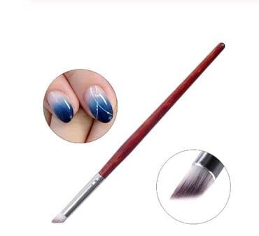 Cetkica za nanosenje praha
Cetkica za nokte.
Cena: 200din