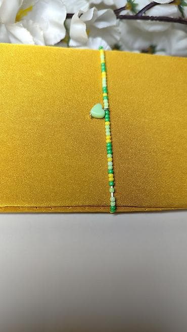 markirani nakit: Narukvica od sitnih perlica – zeleno/žuto/belo - Ručno nizane mini — 3