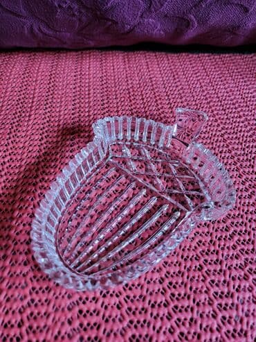 kristalne plafonjere: Pepeljara nova kristal Zajecar zir. 70,80te. Visina. 2cm — 7