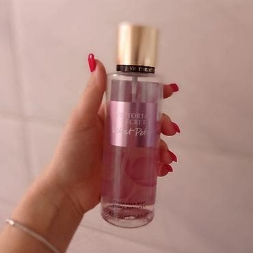 Victoria secret body mist 🌸 Malo koriscen🍀 na lalafo.rs Victoria secret body mist 🌸 Malo koriscen🍀