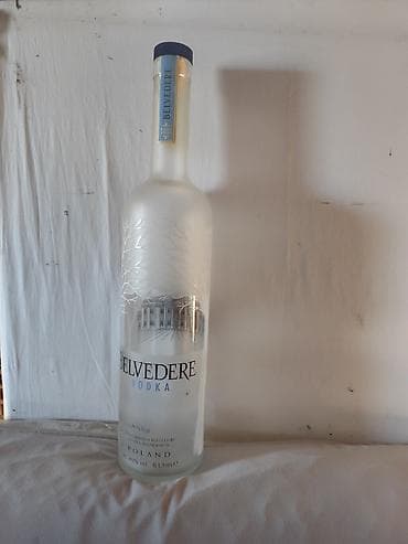 Prazna flasa vodke Belvedere 6 litra Prodajem praznu flasu vodke