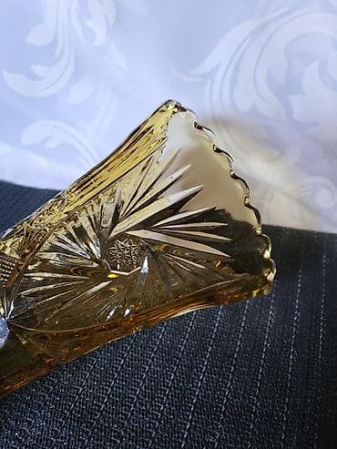 Muzički instrumenti: Vaza 1971g Zabkowice Poljska. Poljska vaza,presovano staklo,nigde — 9