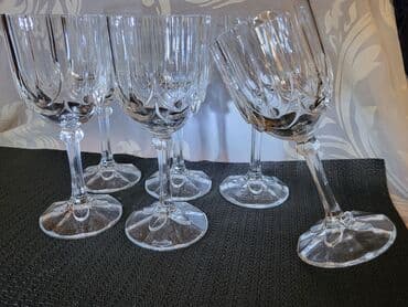 plastične čaše 0 2 cena: Case nove francuske luminarc za vino iz 80ih. Nove case,sve na njima — 3
